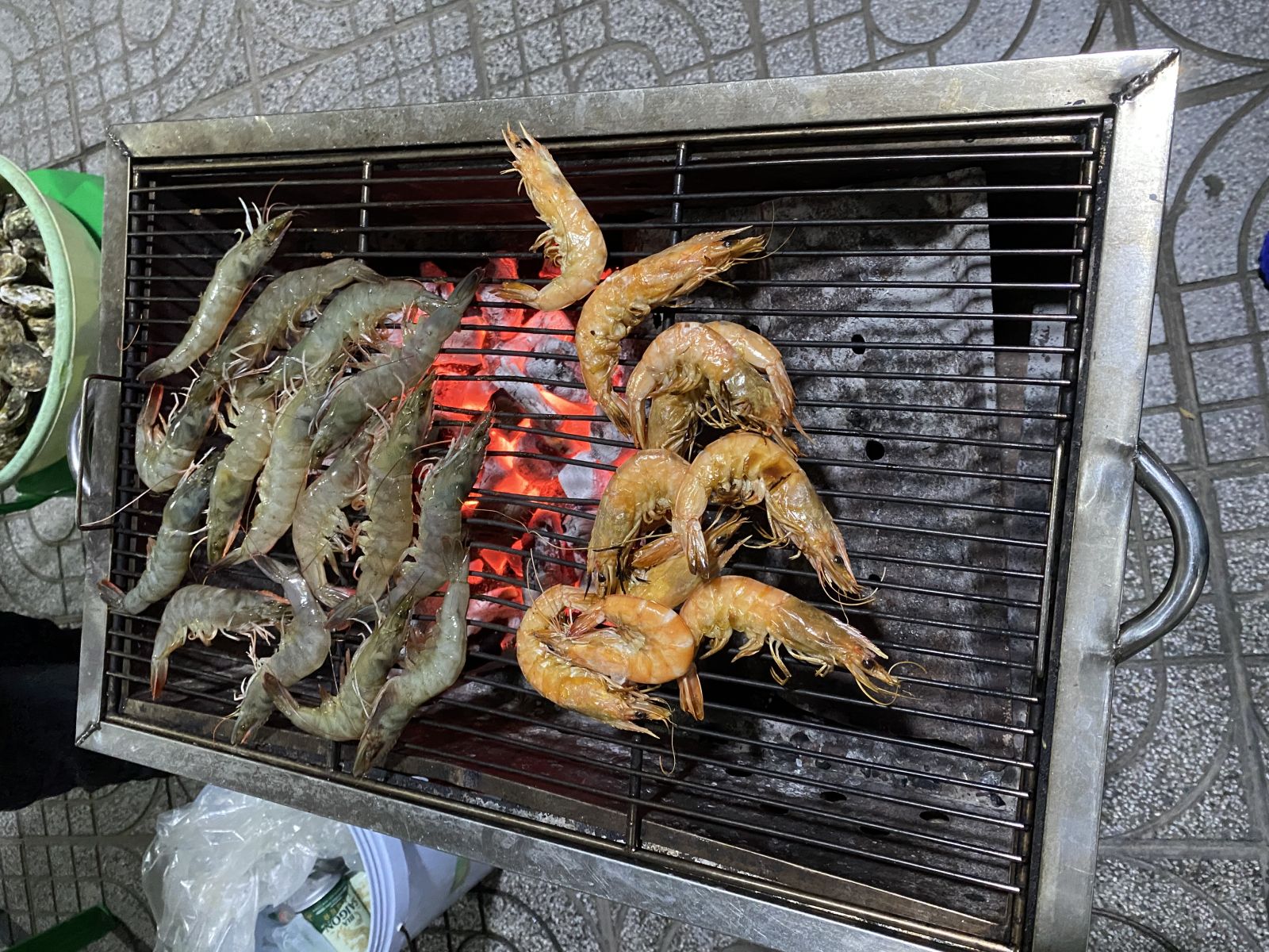 Saigon street foods at night