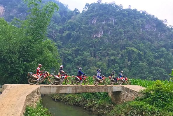 Motorbike trip Ha Giang loop (3 days)